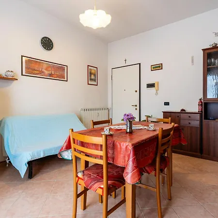 Casa Patrizia By Interhome Диано-Марина