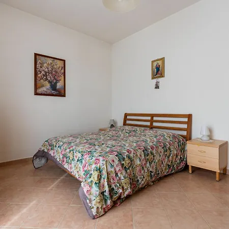 아파트 Casa Patrizia By Interhome *